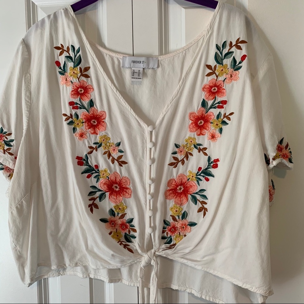 Cropped Embroidered Shirt